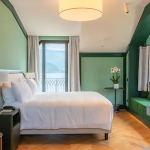 Du Hotel